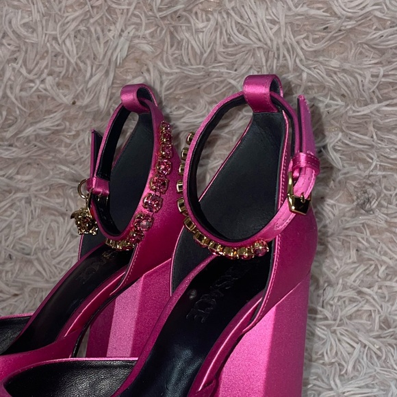 Versace pink satin platform pumps SZ 37 - Picture 5 of 15